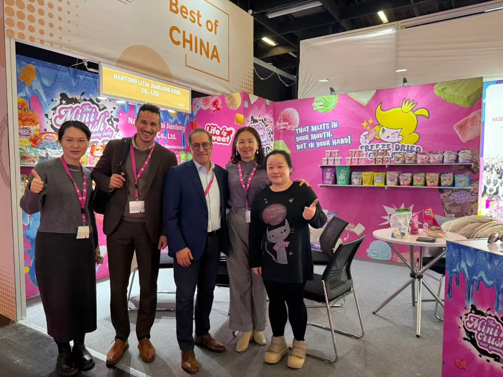 Sour Gummies er ved at se en stigning i popularitet, og deres stimulerende smag er ved at blive d...